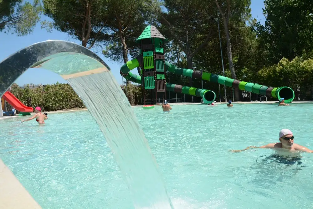 Cool Pool, scivoli e giochi d'acqua — Badiaccia Camping Village