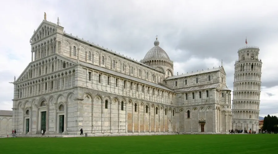 Pisa Piazza dei Miracoli